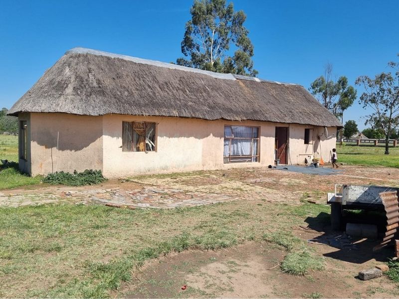 "Prime Retail Space in Endicott: Invest & Thrive" - Photo 2