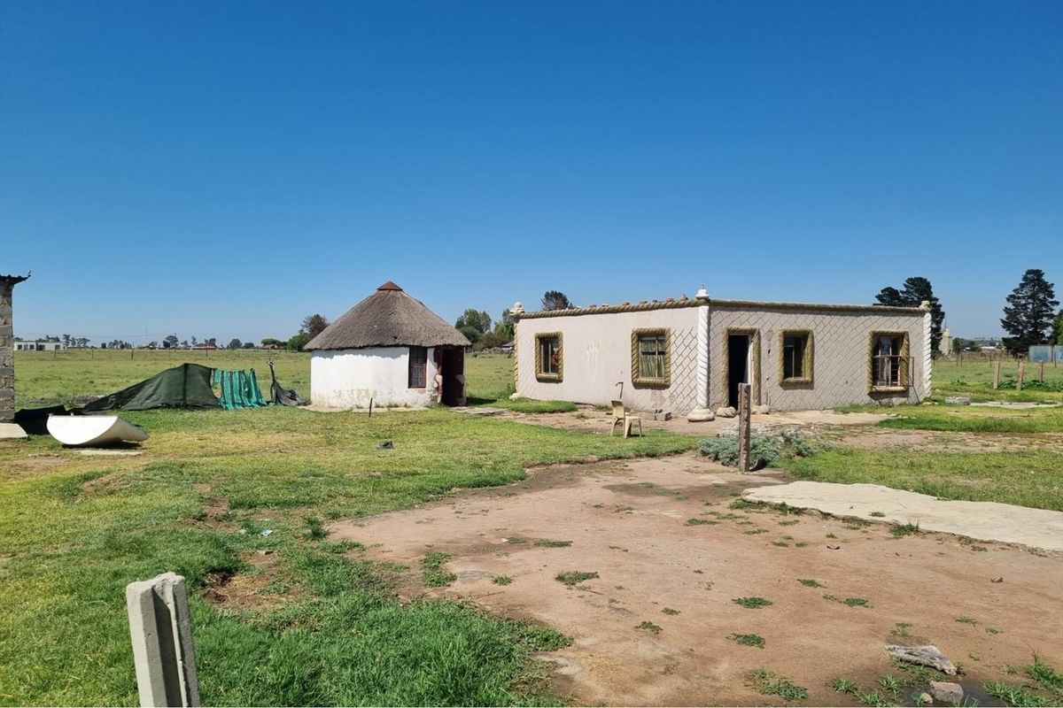 "Prime Retail Space in Endicott: Invest & Thrive" - Photo 5