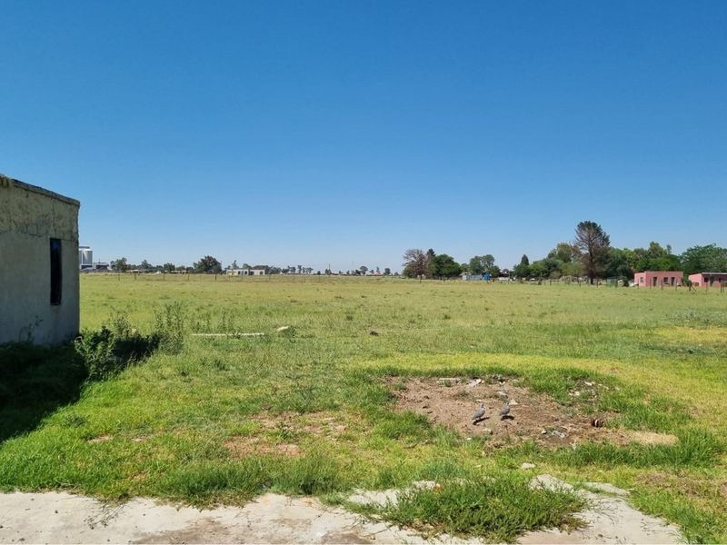 "Prime Retail Space in Endicott: Invest & Thrive" - Photo 3