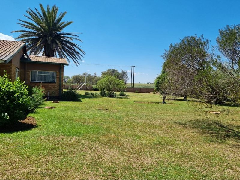 Invest in Gauteng's Prime Industrial Site - Photo 2