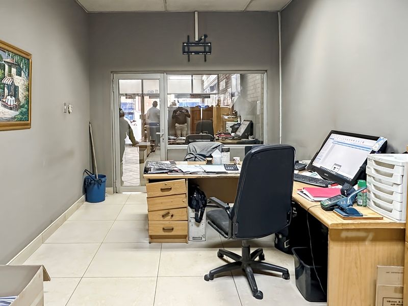 High-Impact Commercial Space for Rent: 331 Pietermaritz Street, Pietermaritzburg Central - Photo 8