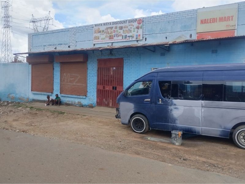 "Invest Two Stands for One Price , in Prime Naledi Retail Property Today!" - Photo 1