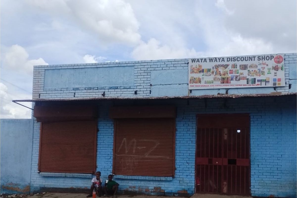 "Invest Two Stands for One Price , in Prime Naledi Retail Property Today!" - Photo 2