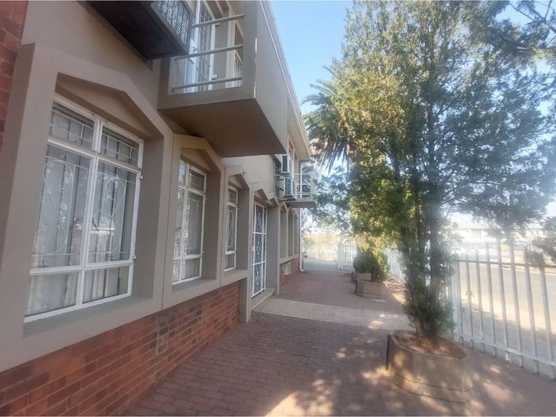 Office For Sale in Kimberley Central, Kimberley - Photo 5