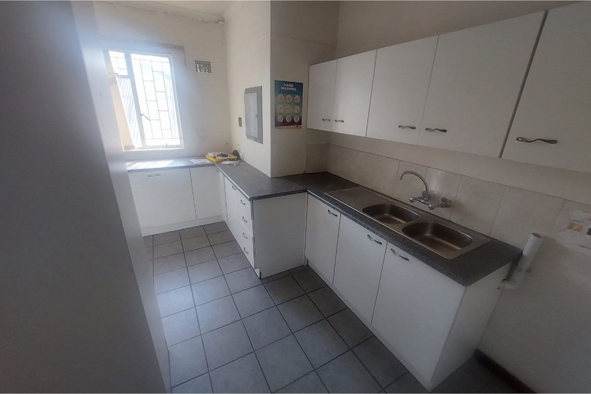 Office For Sale in Kimberley Central, Kimberley - Photo 3