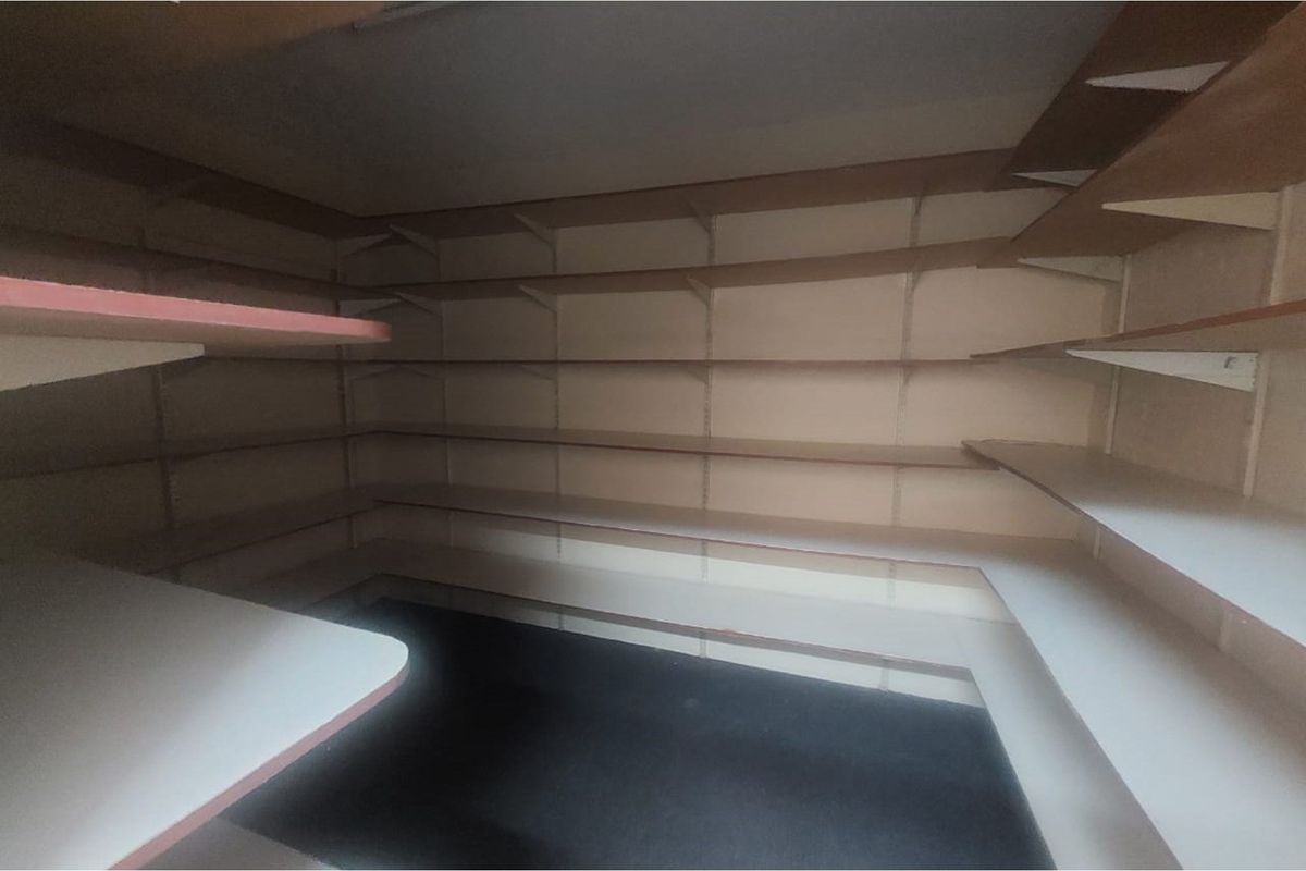 Office For Sale in Kimberley Central, Kimberley - Photo 4