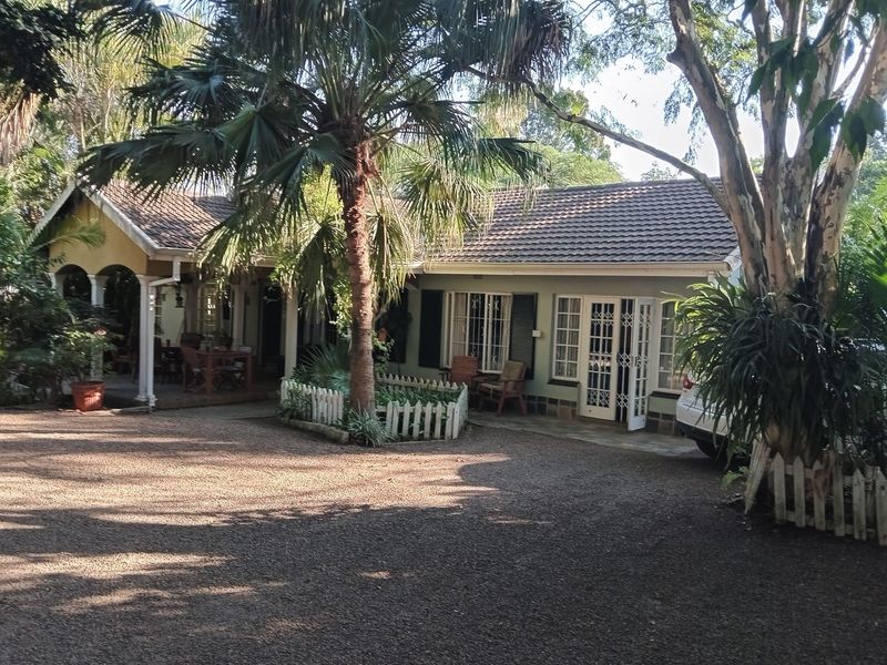 Exceptional Investment Opportunity: 10-Bedroom BnB in Prime Empangeni Location - Photo 3