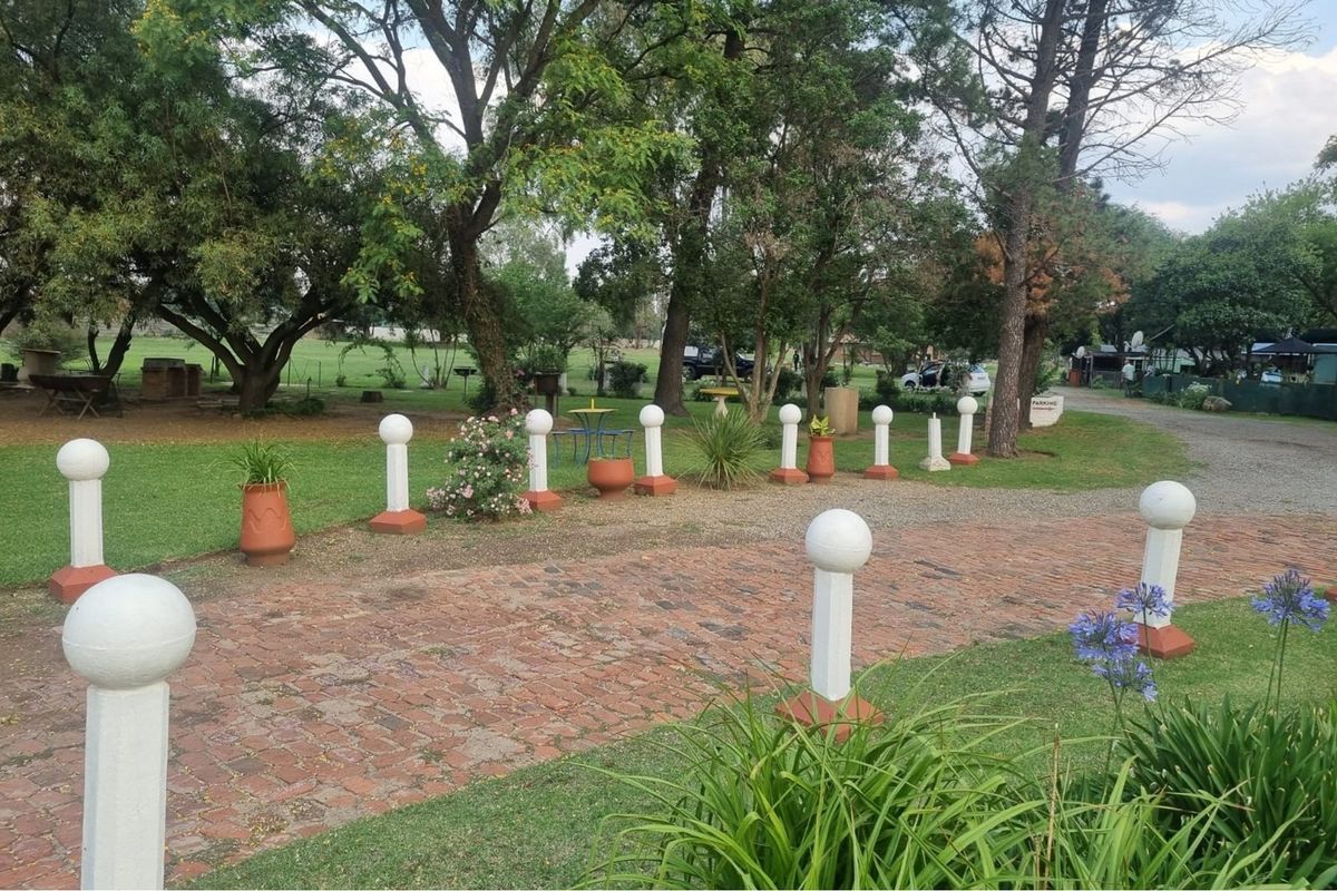 Charming Lodge for Sale in Tranquil Vischkuil - Photo 4