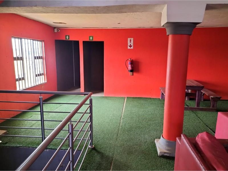 Liquor/Tavern For Sale In Orange Farm Ext 6 - Photo 8