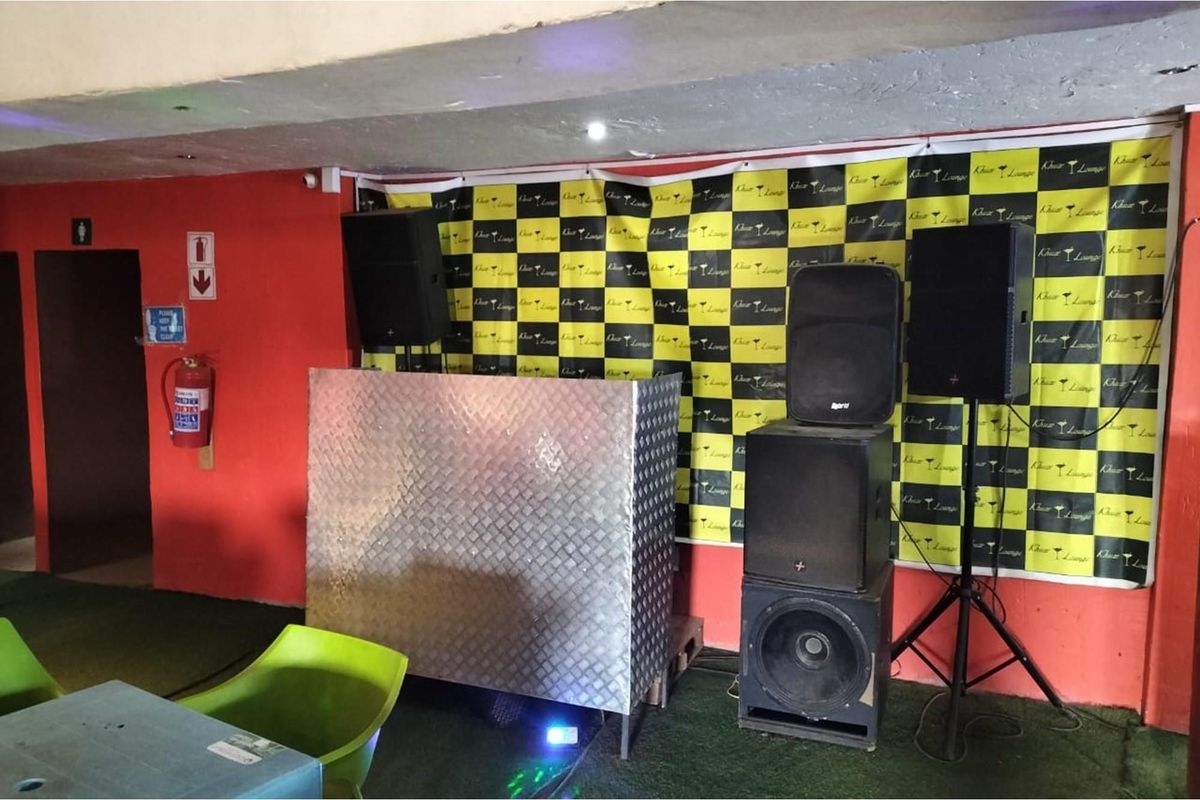 Liquor/Tavern For Sale In Orange Farm Ext 6 - Photo 3