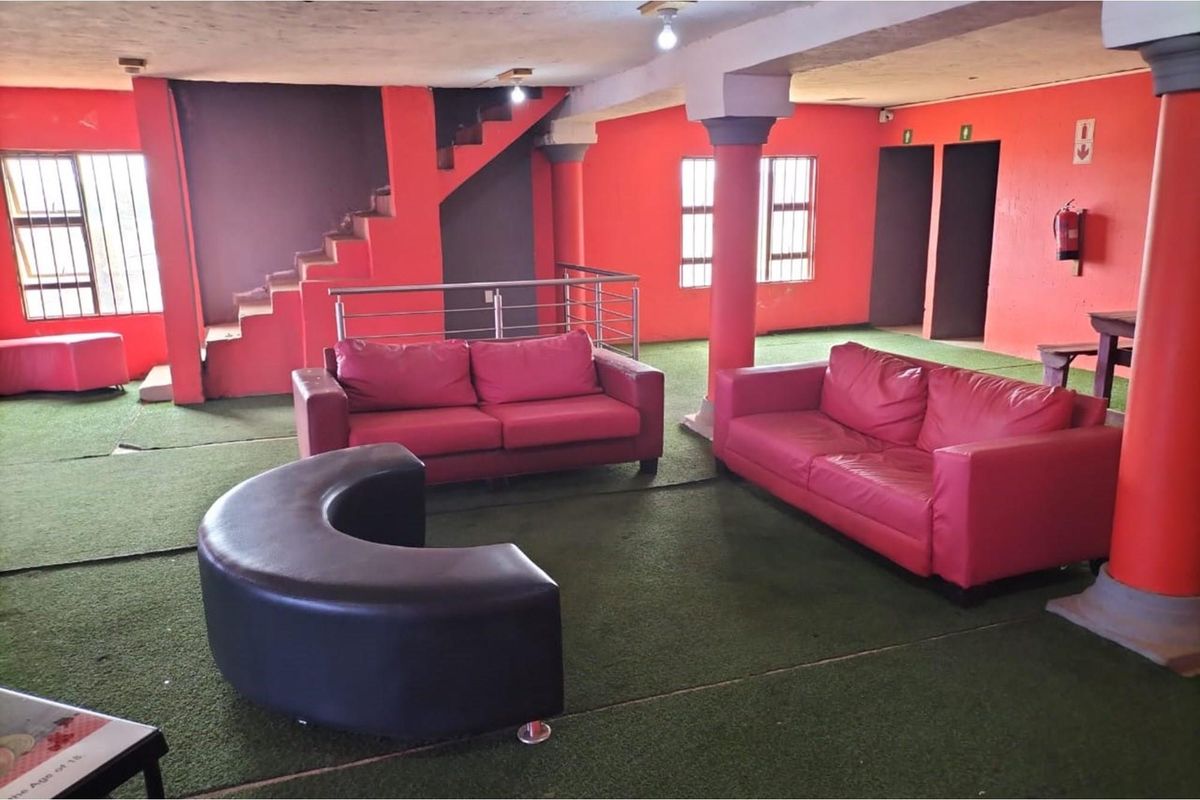 Liquor/Tavern For Sale In Orange Farm Ext 6 - Photo 2