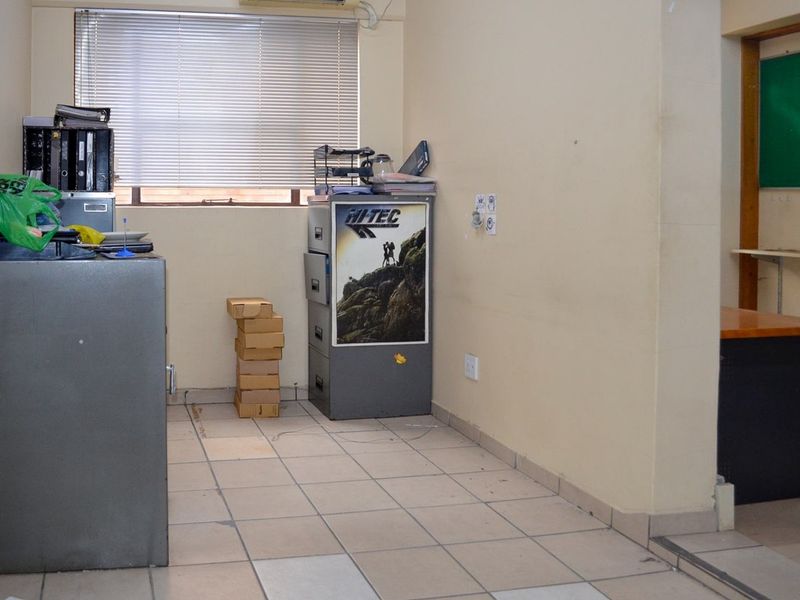 Retail Space For Sale in Klerksdorp Central, Klerksdorp, North West - Photo 8
