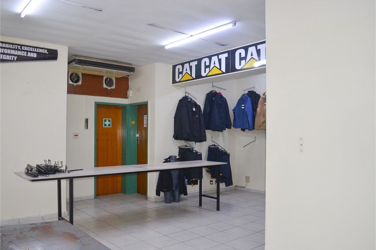 Retail Space For Sale in Klerksdorp Central, Klerksdorp, North West - Photo 5