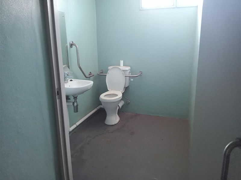 Warehouses of varying sizes to let on Durbans Northern corridor. - Photo 8