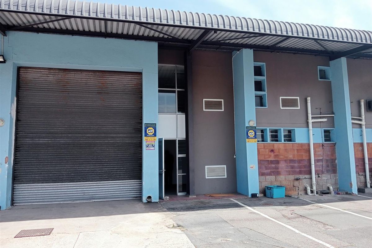 Warehouses of varying sizes to let on Durbans Northern corridor. - Photo 3