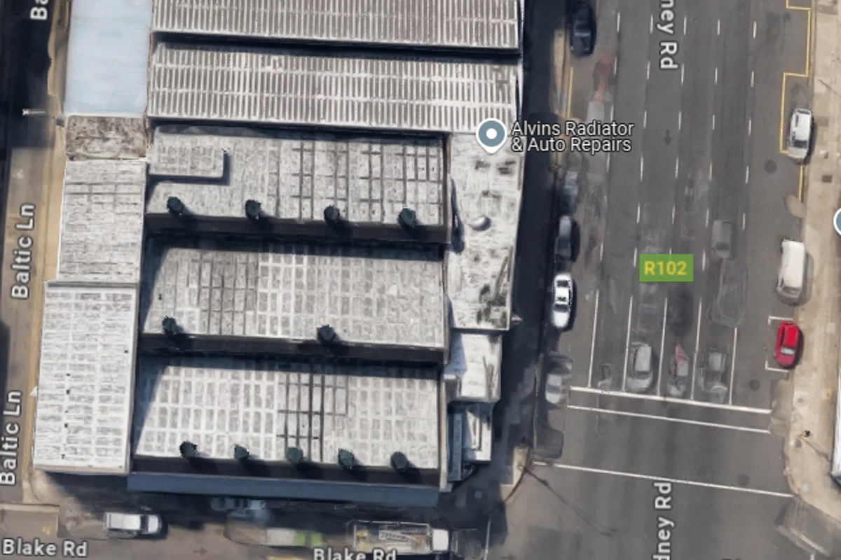 Warehouse on Main Rd Umbilo To let. - Photo 3