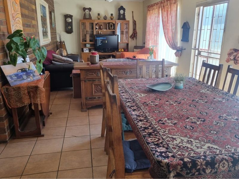 "Charming Mpumalanga Property: Invest & Thrive" - Photo 9