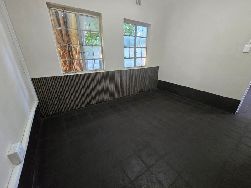 Invest, Develop or Rent Out - Industrial Land with 3 Homes - Photo 7