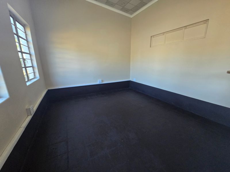Invest, Develop or Rent Out - Industrial Land with 3 Homes - Photo 6