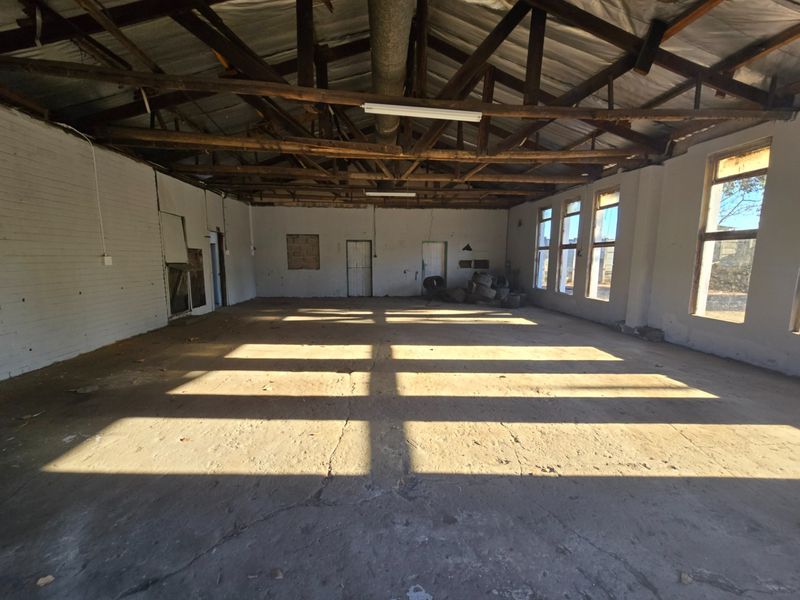 Invest, Develop or Rent Out - Industrial Land with 3 Homes - Photo 8