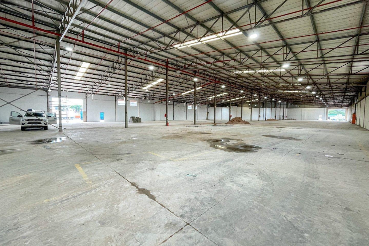Highly sought after facility newly available - Photo 3