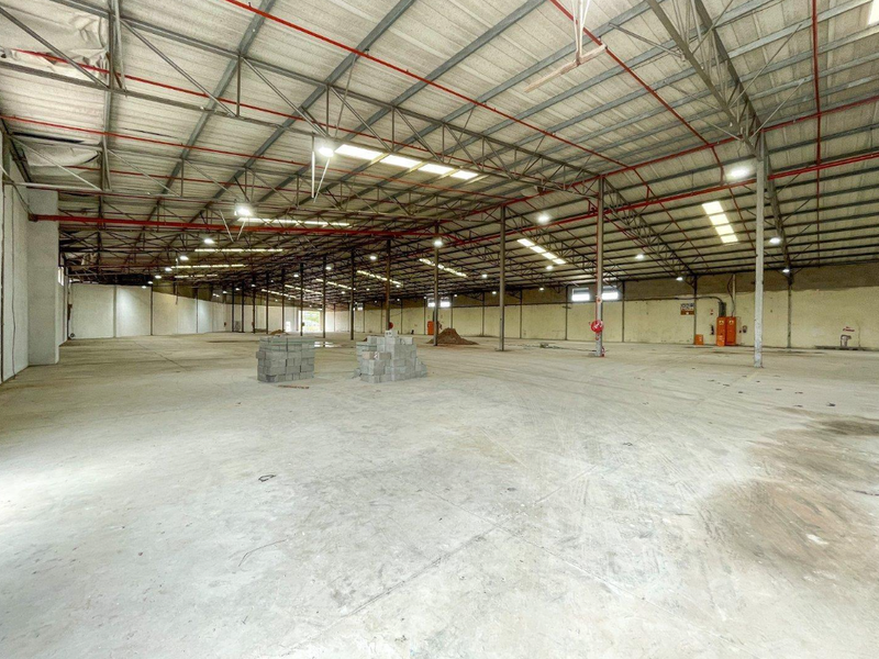 Highly sought after facility newly available - Photo 4