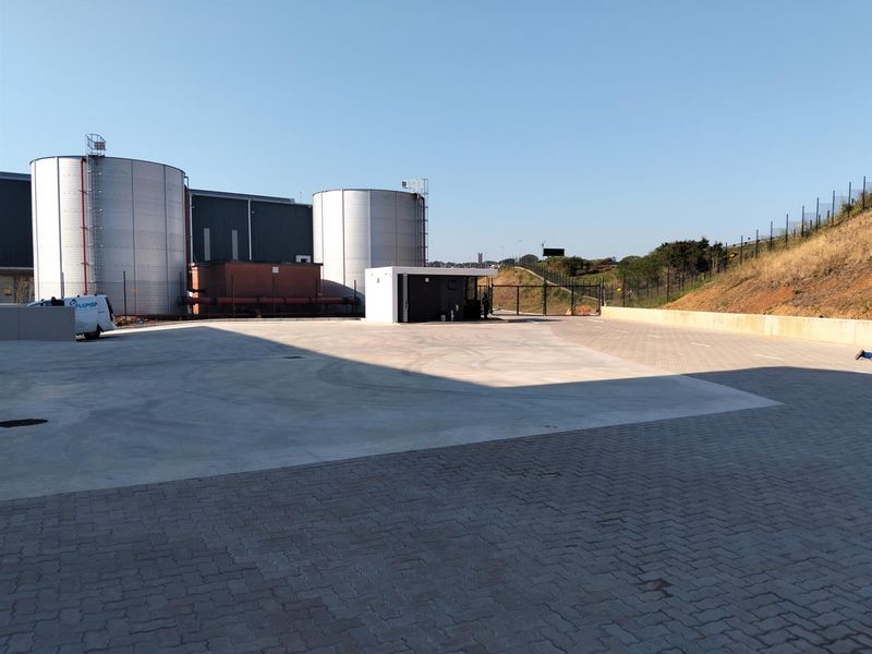 New Modern Warehouse Build on N2 Riverhorse. - Photo 10