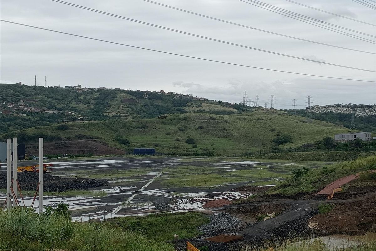 New Modern Warehouse Build on N2 Riverhorse. - Photo 5