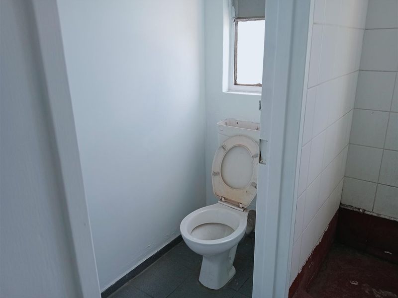 Highly sought after facility newly available - Photo 6