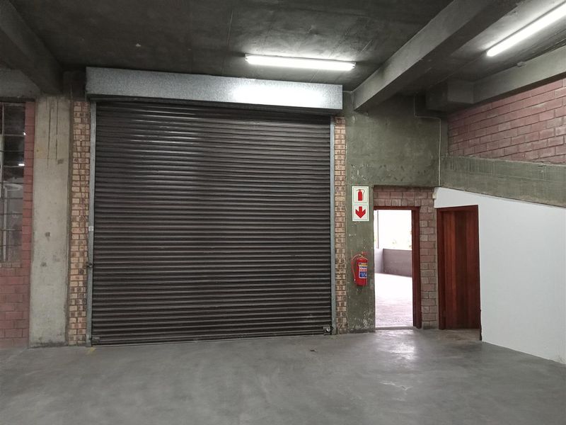 Highly sought after facility newly available - Photo 2