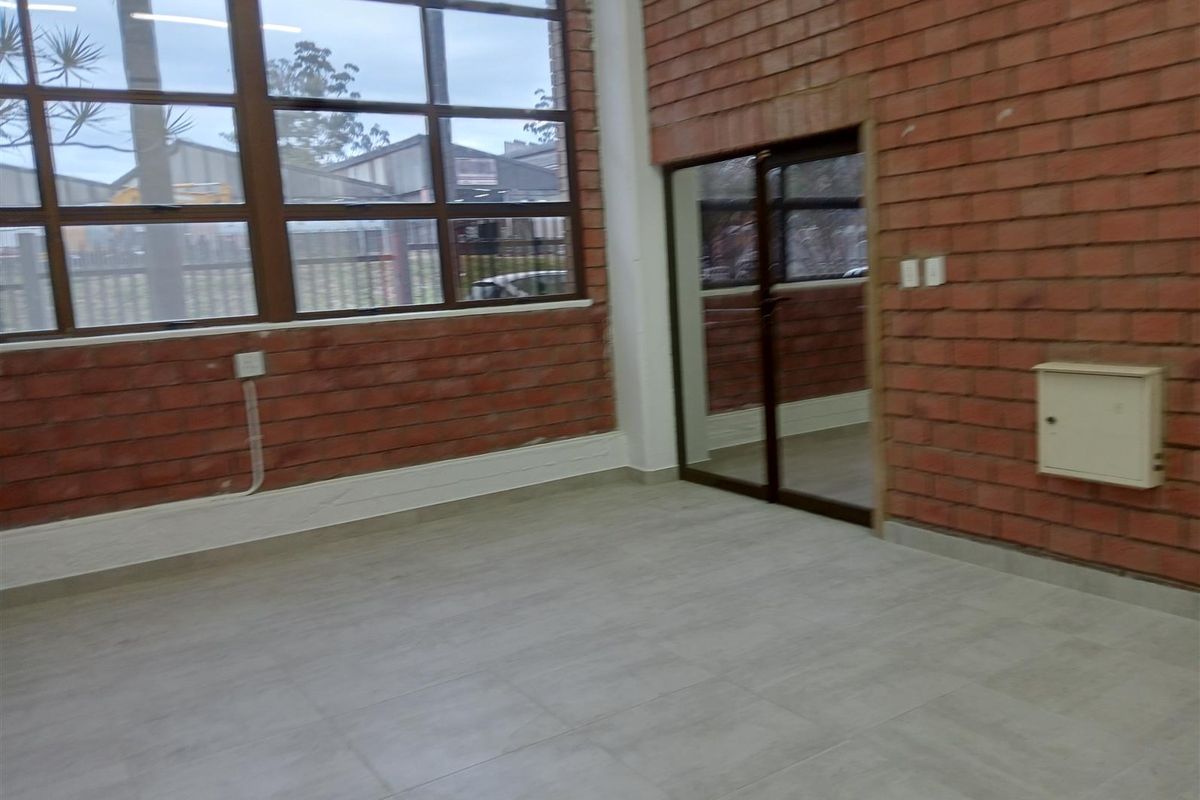 Highly sought after facility newly available - Photo 3