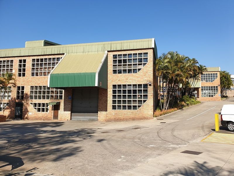 Highly sought after facility newly available - Photo 4