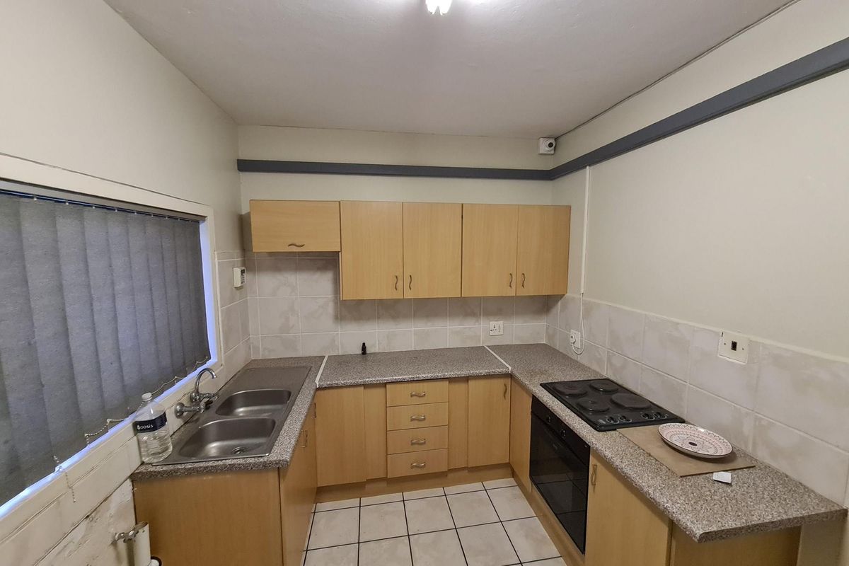 Versatile Commercial Office Space and Apartment in Cedrella Building - Photo 4