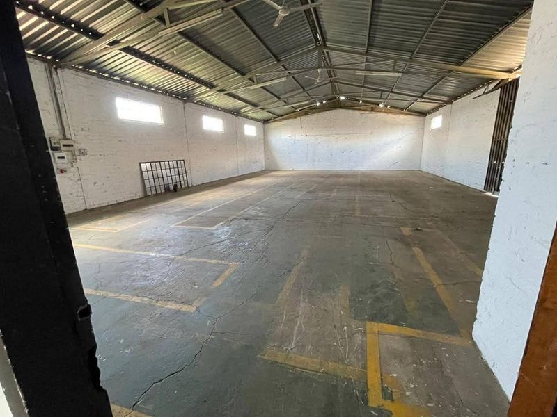 VANDERBIJLPARK * COMMERCIAL PROPERTY CW 6 * R14 500 000.00 * 2.688HA * SUPERMARKET * LIQUOR SHOP - Photo 3