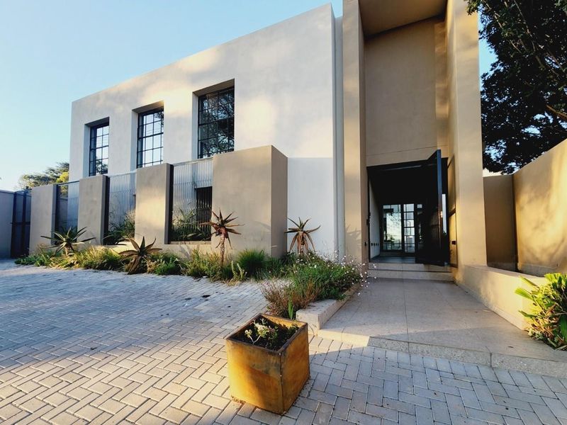 Modern Industrial style Commercial Masterpiece in Groenkloof Location, Location!! - Photo 5