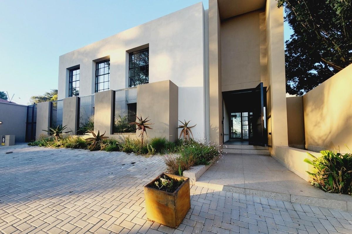 Modern Industrial style Commercial Masterpiece in Groenkloof Location, Location!! - Photo 5