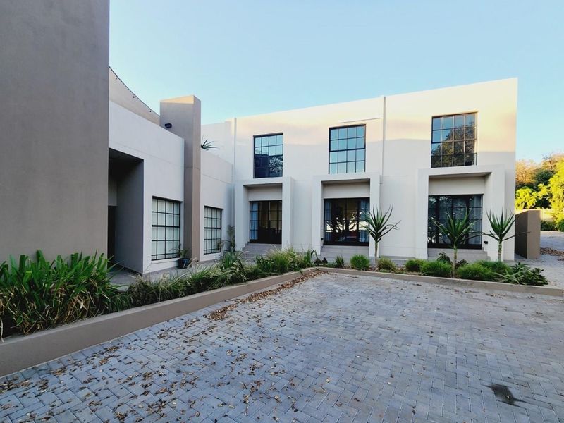 Modern Industrial style Commercial Masterpiece in Groenkloof Location, Location!! - Photo 6