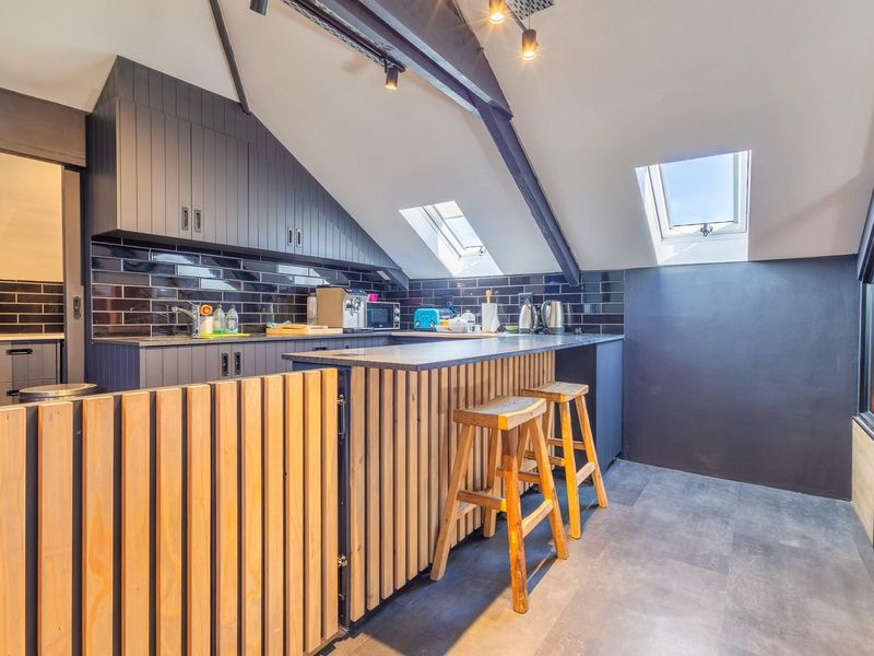 Prime Office Space in Southern Paarl - Ready for Your Business. - Photo 8