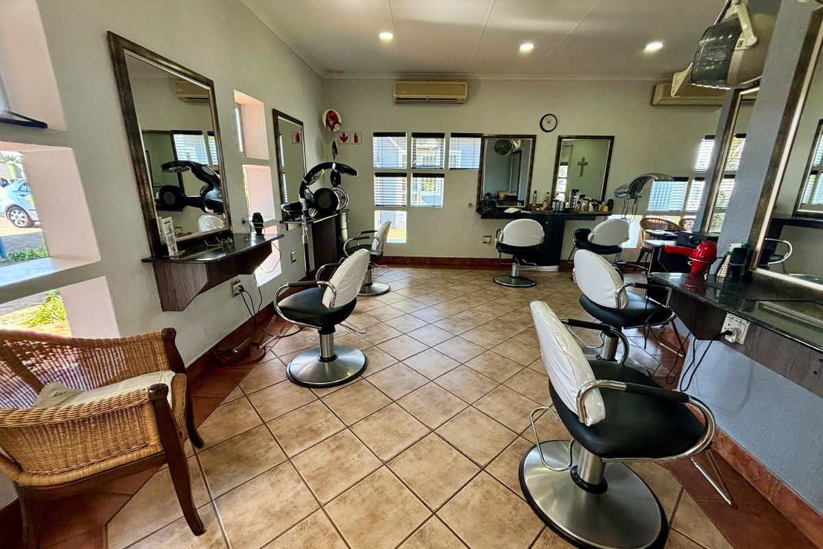 Reduced price "Prime Retail Space" - Photo 5