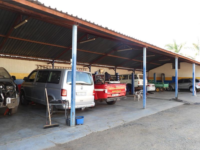Versatile commercial property for sale in Bela Bela - Photo 10