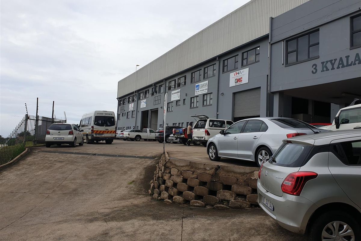 Highly sought after facility newly available - Photo 2