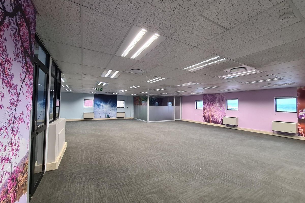 Versatile Commercial Property: Tailor-Made for Your Business in Nelspruit CBD - Photo 2