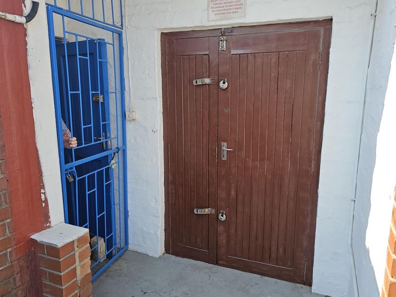 VALUABLE INVESTMENT PROPERTY FOR SALE - PRICE DRASTICALLY REDUCED ! - Photo 9