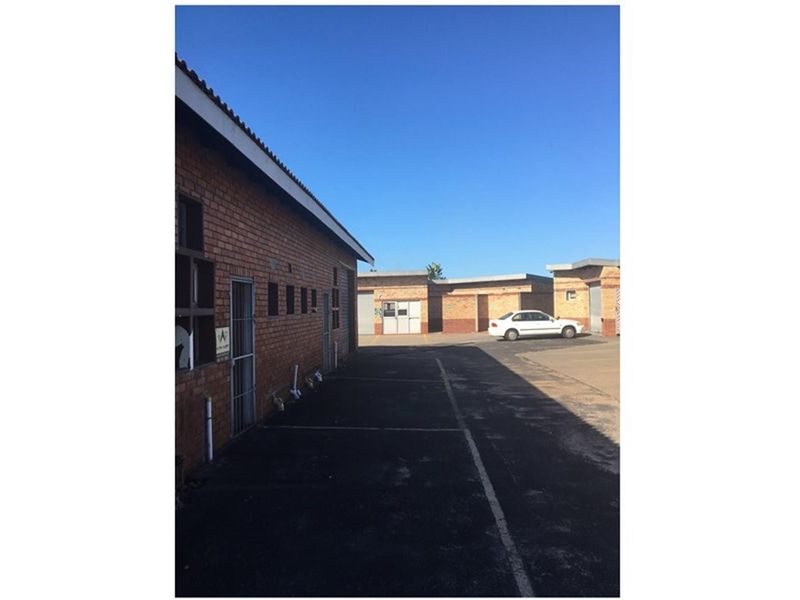 Commercial Unit For Sale In CBD Richards Bay - Photo 3