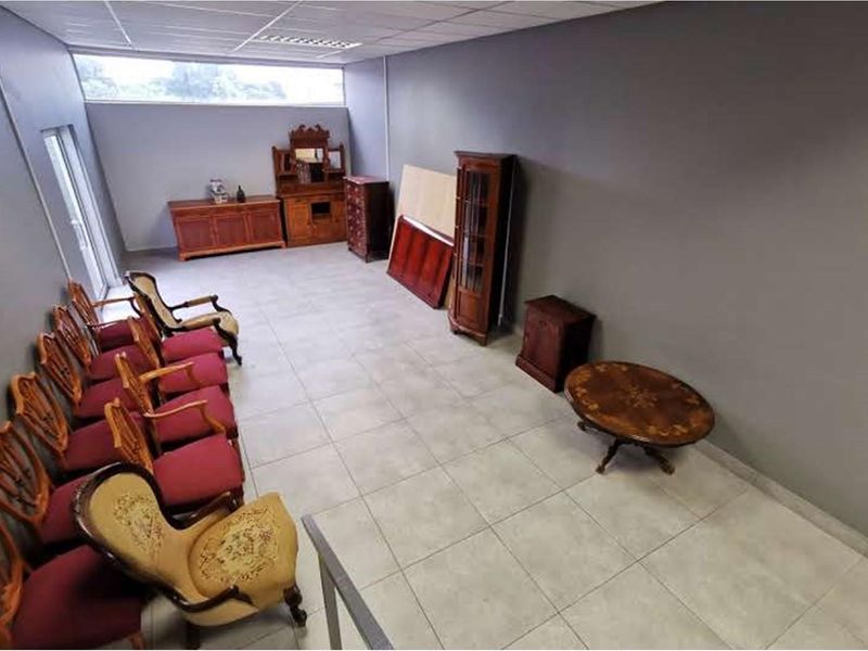 Stunning Stand-alone retail on busy Greenside street! - Photo 9