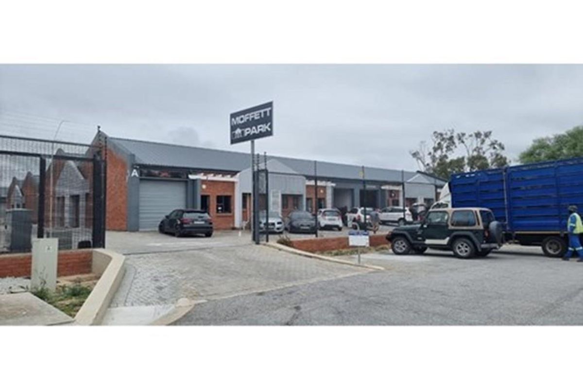 2 back to back prime warehouses to let: - Photo 2