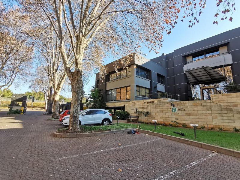 Top Class Commercial Property in Parktown - Photo 9