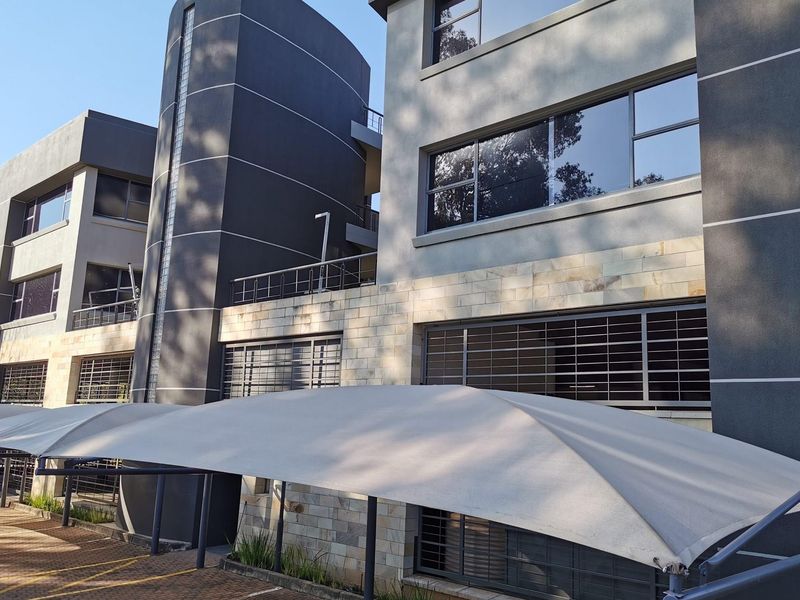 Top Class Commercial Property in Parktown - Photo 4