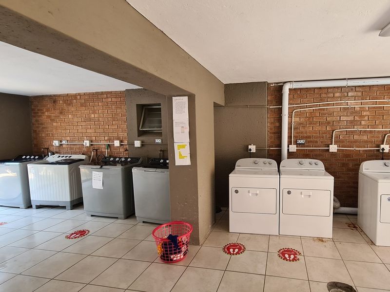 Prime Student Accommodation Apartment Block - No Vat - No Transfer Duty - Photo 8