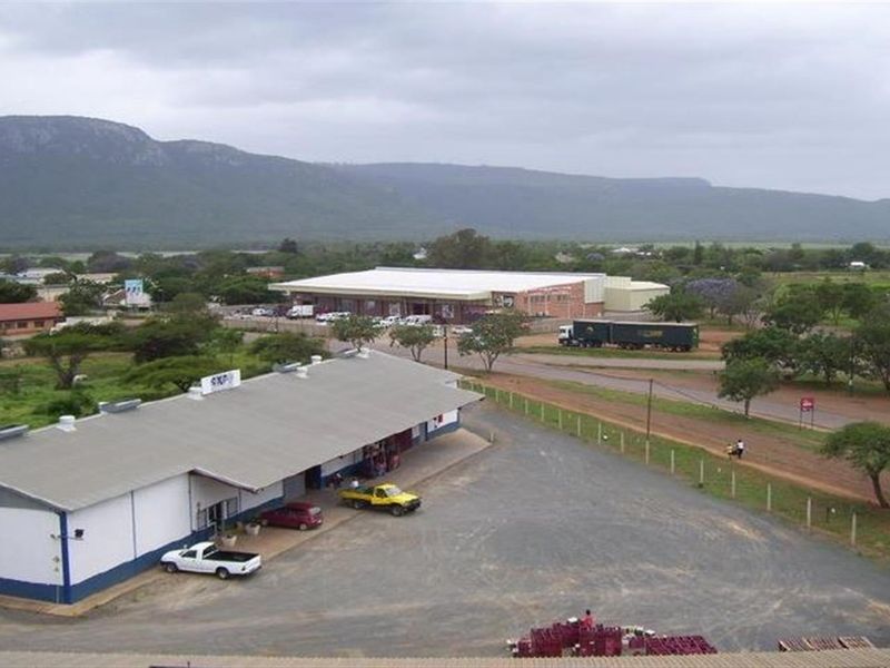 Income Generating Commercial Property ( Mkuze) Natal North Coast - Photo 7